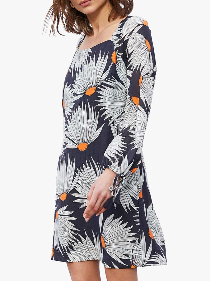 mint velvet navy cocoon dress