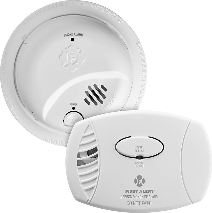 First Alert Standard Battery-Operated Smoke Alarm and CO Alarm Value 2 Pack with Models SMI100 and CO400, 1046718PT