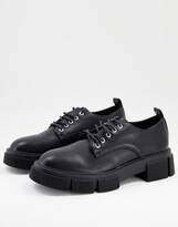 Thumbnail for your product : New Look chunky brogues in black