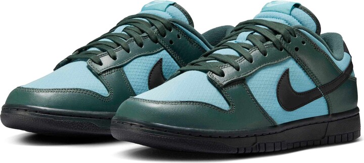 Nike Dunk Low Retro SE Basketball Sneaker