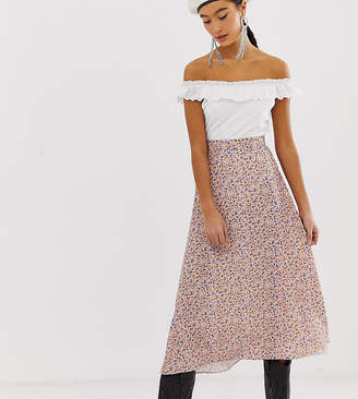 New Look midi skirt in ditsy floral print