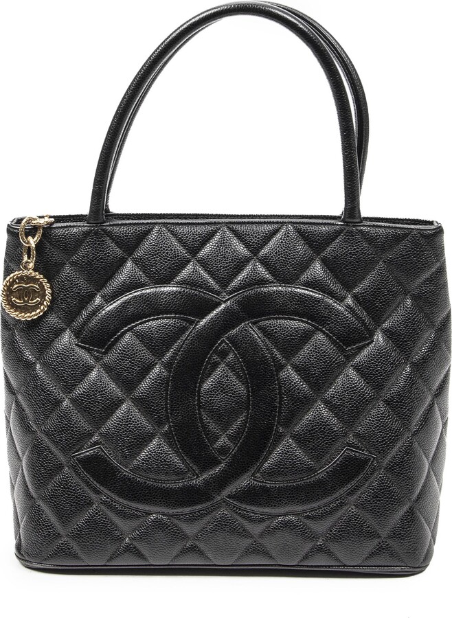 Chanel Urban Shopping Tote Quilted Caviar Large For Sale at 1stDibs