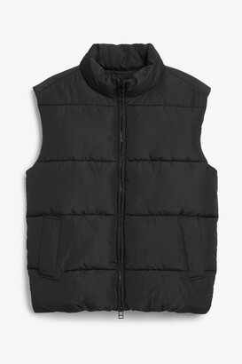 monki black puffer