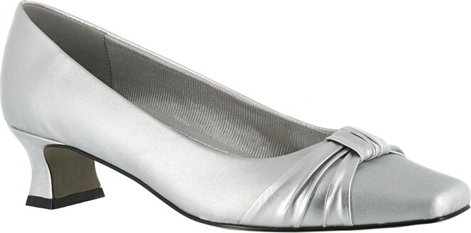 Easy Street Shoes Women's Waive Comfort Pump Shoes