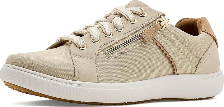 Clarks Nalle Zen Women's Shoes Cream Textile : 9 C - Wide Suede/Synthetic
