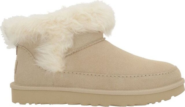 UGG Classic Ultra Mini Chalet Boots
