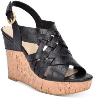 guess black wedges