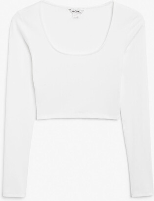 Monki Cropped ribbed top