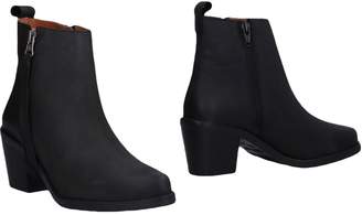 sixtyseven chelsea boots
