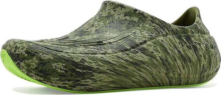 TYR Zenglide Athletic Shoes Camo : Men's 12 - Women's 13.5 Wide, Polyester