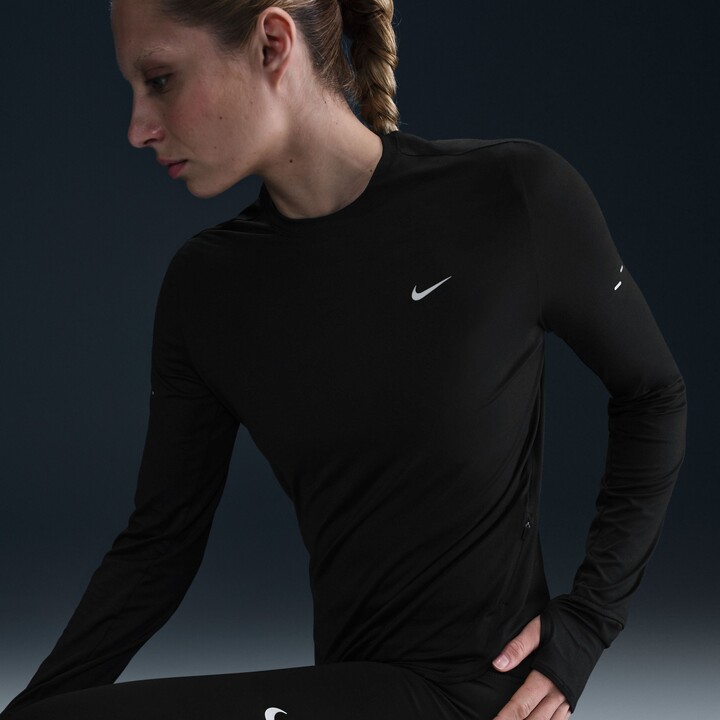 Nike Women's Swift Dri-FIT UV Long Sleeve Running Shirt, XS, Black/Ref Silv