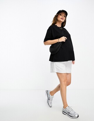 ASOS Maternity ASOS DESIGN Maternity ultimate oversized t-shirt in black