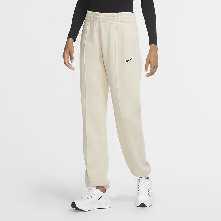 nike fleece essential joggers