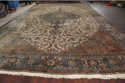 Isabelline Vegetable Dye Floral Area Rug 13x20