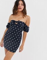 Thumbnail for your product : ASOS DESIGN DESIGN off shoulder crinkle sundress with puff sleeve in spot print