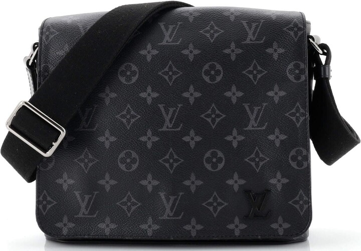 Louis Vuitton Pre-owned Monogram Eclipse District PM Messenger Bag - Black