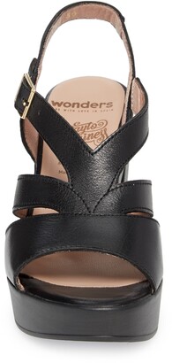 Wonders V-Strap Platform Sandal