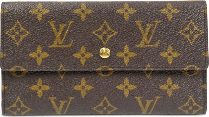 Louis Vuitton 2017 pre-owned Double V continental wallet - ShopStyle