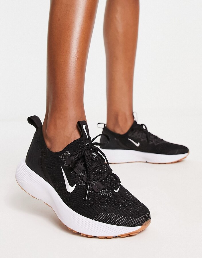 women's nike escape run