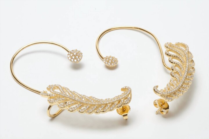 Avenue Chic Women's Wing Ear Climber Earrings In Gold