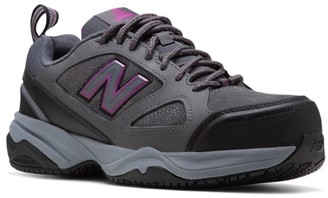 womens new balance slip resistant shoes