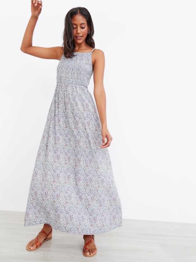 flowing maxi dresses