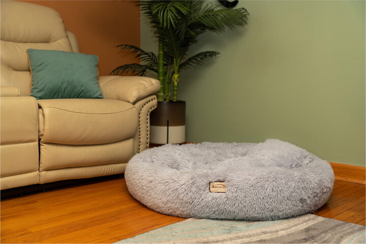 Armarkat Dog Bed Cat Bed Donut, Long Faux Fur Pet Bed, Warm Donut Cuddler, Round Plush Dog Beds for Large Medium Dogs and Cats, Armarkat, C71