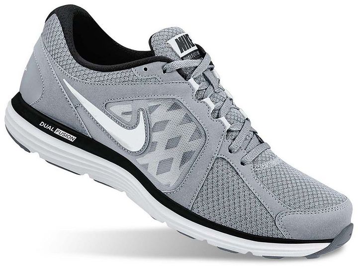 wide fit nike trainers mens