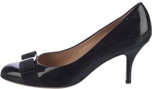 Ferragamo Vara Bow Accent Patent Leather Pumps