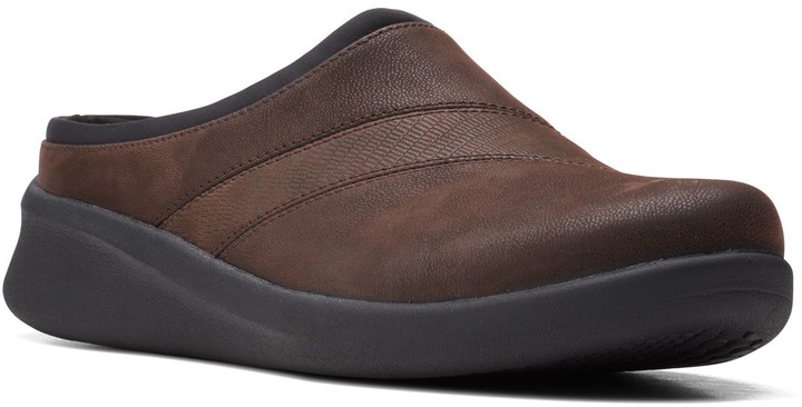 clarks cloudsteppers clogs