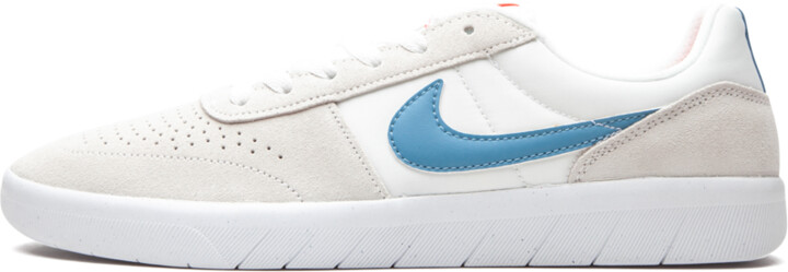 nike classic leather shoes