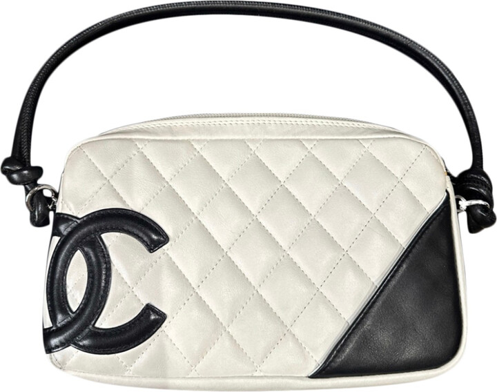chanel black and white quilted bag