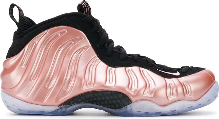 foamposite rust pink on feet
