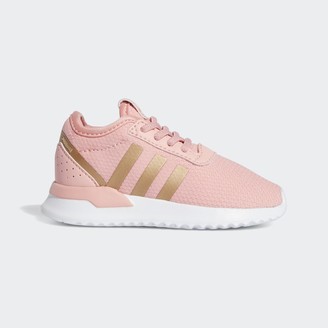 rose gold adidas tennis shoes