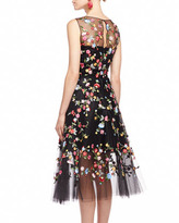 Thumbnail for your product : Oscar de la Renta Embroidered Floral Tulle Dress