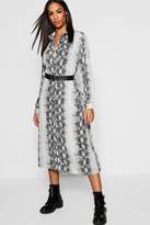 Thumbnail for your product : boohoo Tall Snake Oversized Shirt Dress