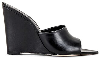 schutz wedges