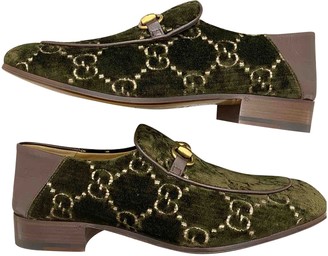 green velvet flats