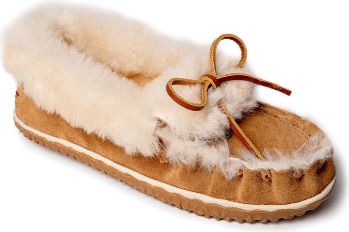 Minnetonka Cerise Faux Fur Scuff Slipper ShopStyle