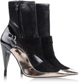 Thumbnail for your product : Roland Mouret Ankle boots
