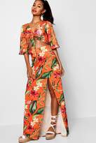 Thumbnail for your product : boohoo Natasha Tie Front Flare Sleeve Maxi Skirt Co-ord