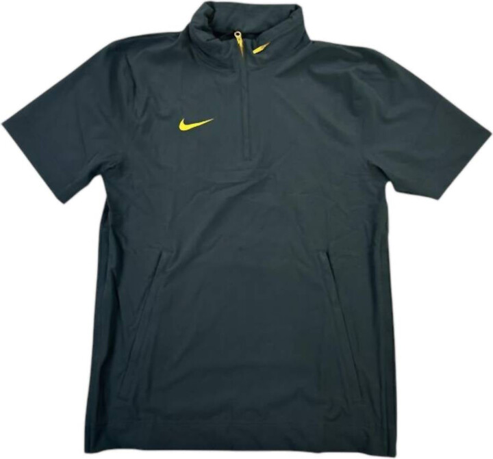 nike short sleeve coaches jacket