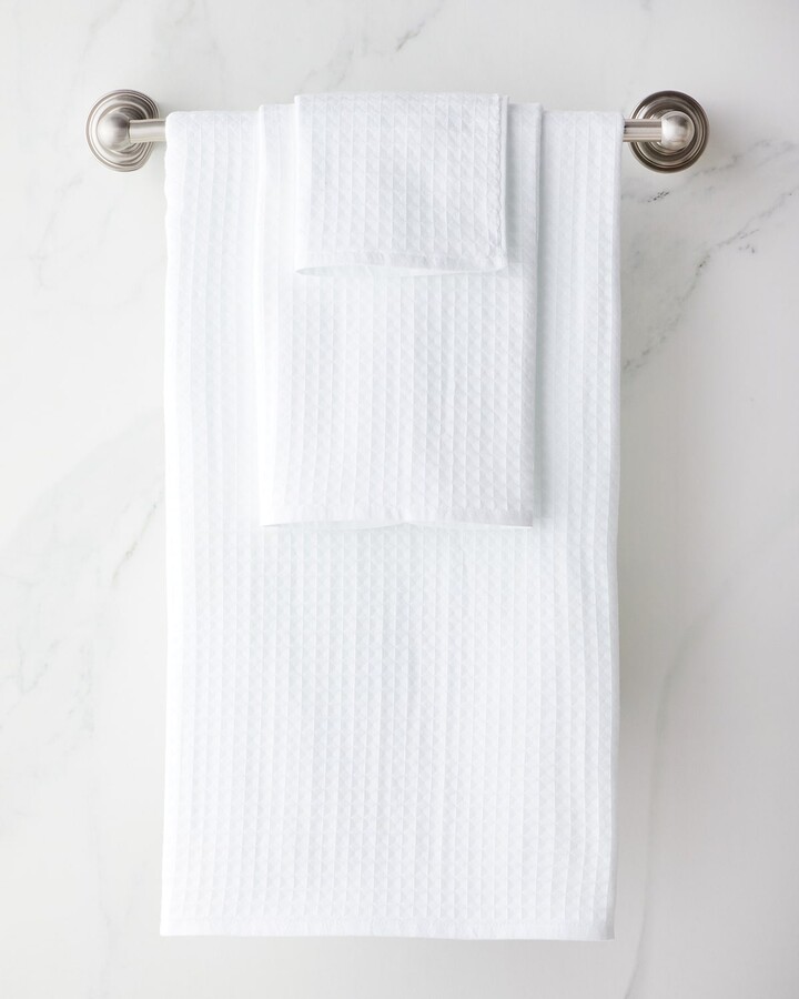 https://img.shopstyle-cdn.com/sim/25/86/2586775f68332481e4d4dc6a35ffcd99_best/waffle-twist-380-thread-count-hand-towel.jpg