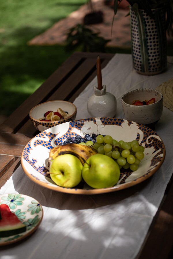 Large Artisanal Ceramic Serving Dishes | Sauce Mezze Dessert Dinner Plate Hand Painted Plates With Hanger Trendy Plateware Pottery Art