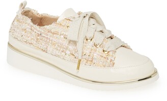 ron white nova sneaker