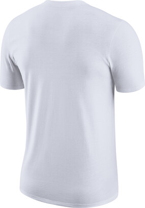 Cleveland Cavaliers Essential Men's Nike NBA T-Shirt