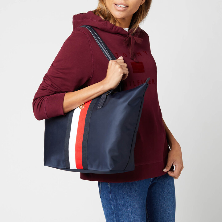 tommy hilfiger poppy tote corp