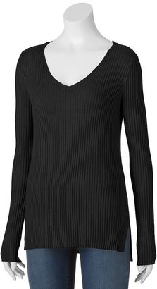 Juniors' Cloud Chaser Ribbed V-Neck Sweater