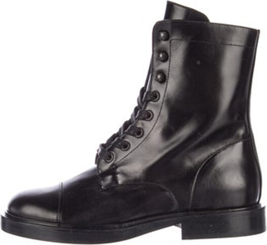 Theory Leather Ankle Combat Boots Black Round-Toes Lace-Up Closure at Uppers Reconsign: Unfortunately this brand is no longer eligible for consignment. Unfortunately due to restrictions this item may not be eligible for shipping in all areas.