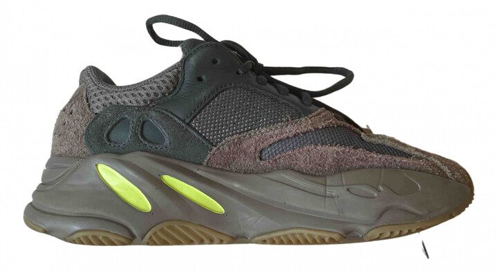 yeezy 700 online shop